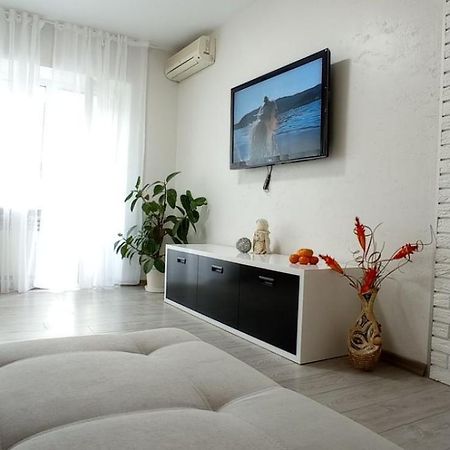 Ferienwohnung Жд Вокзал И Авто 1 Кв Евро Dnipro Exterior foto