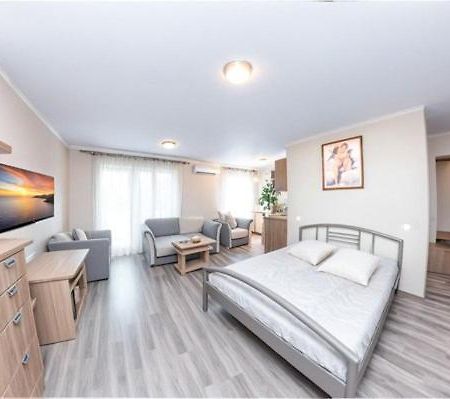 Ferienwohnung Жд Вокзал И Авто 1 Кв Евро Dnipro Exterior foto