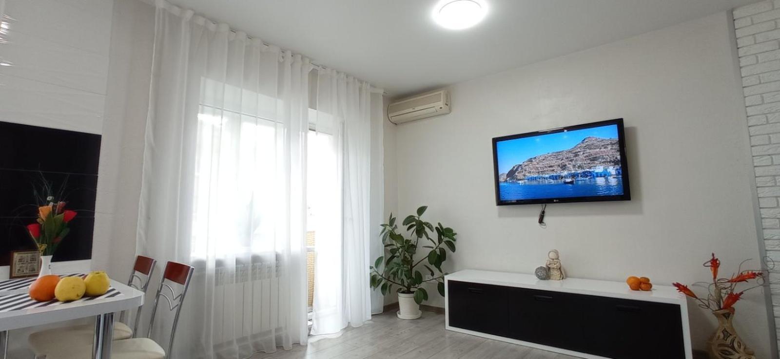 Ferienwohnung Жд Вокзал И Авто 1 Кв Евро Dnipro Exterior foto