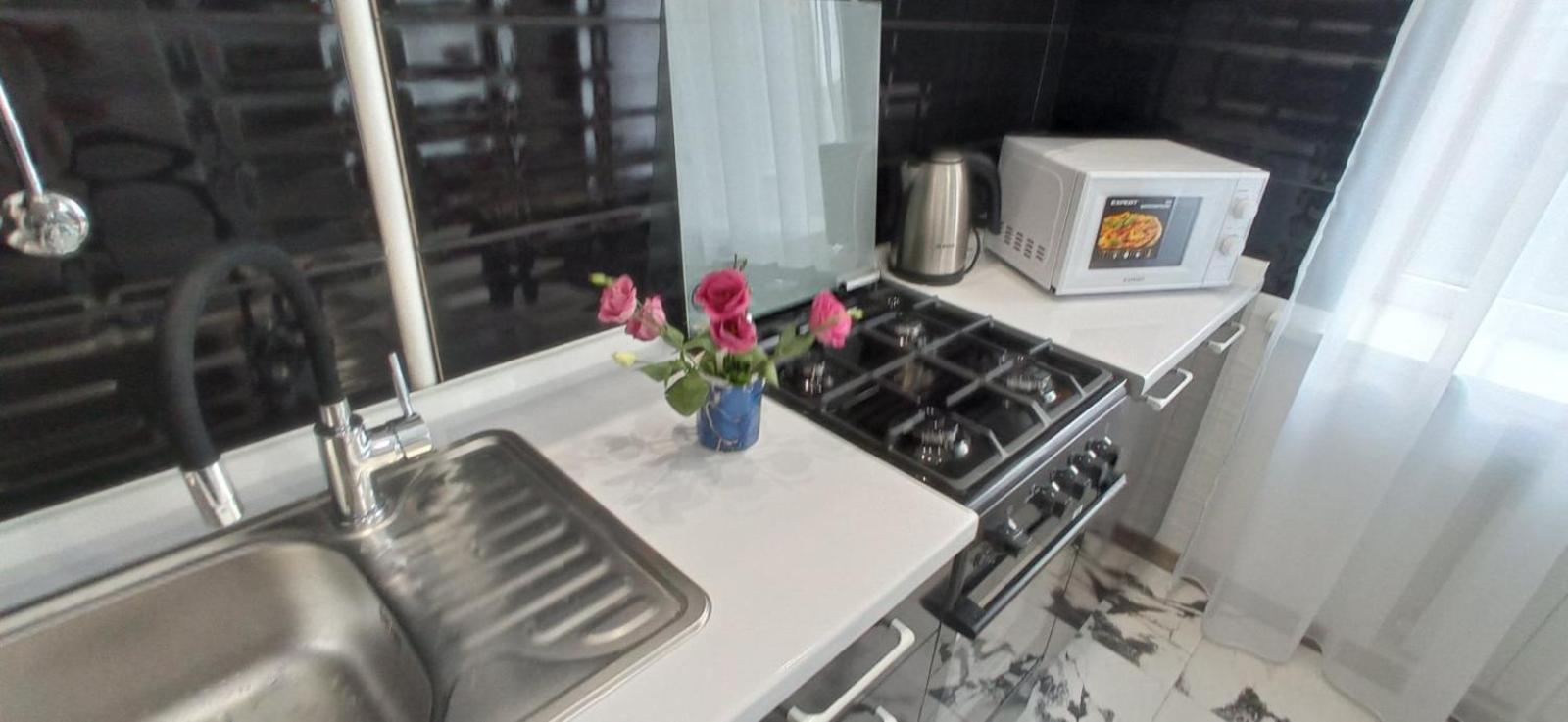 Ferienwohnung Жд Вокзал И Авто 1 Кв Евро Dnipro Exterior foto