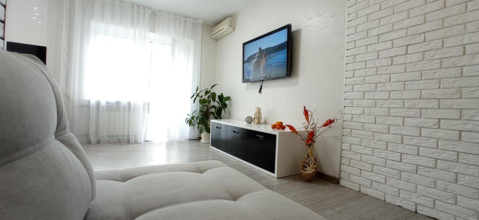 Ferienwohnung Жд Вокзал И Авто 1 Кв Евро Dnipro Exterior foto