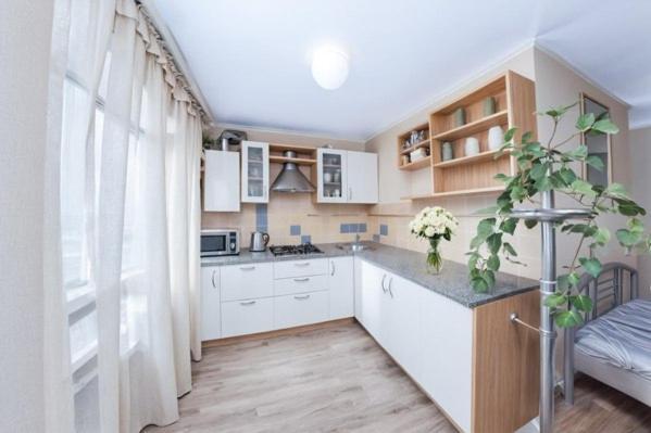 Ferienwohnung Жд Вокзал И Авто 1 Кв Евро Dnipro Exterior foto